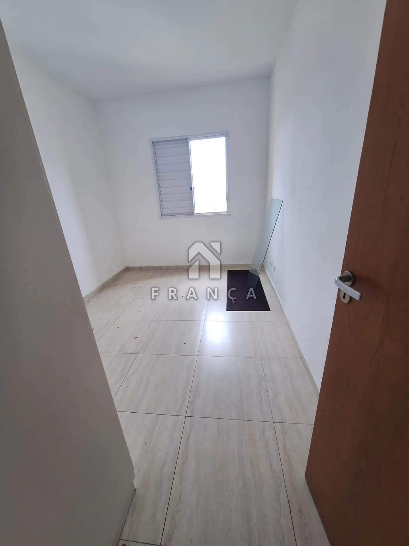 Comprar Apartamento / Padrão em Jacareí R$ 350.000,00 - Foto 12