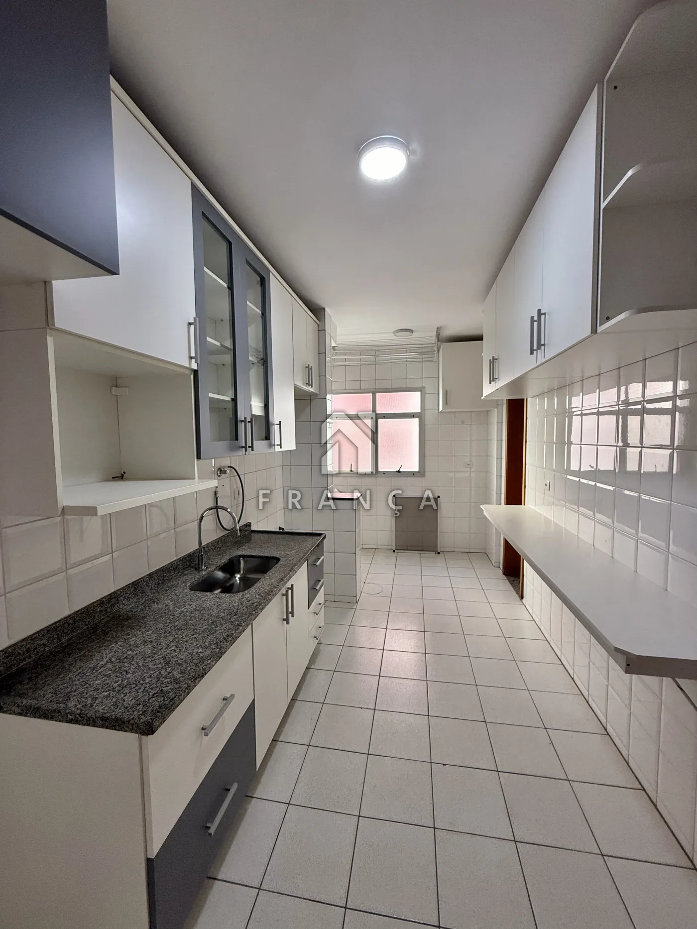 Alugar Apartamento / Padrão em São José dos Campos R$ 3.400,00 - Foto 5