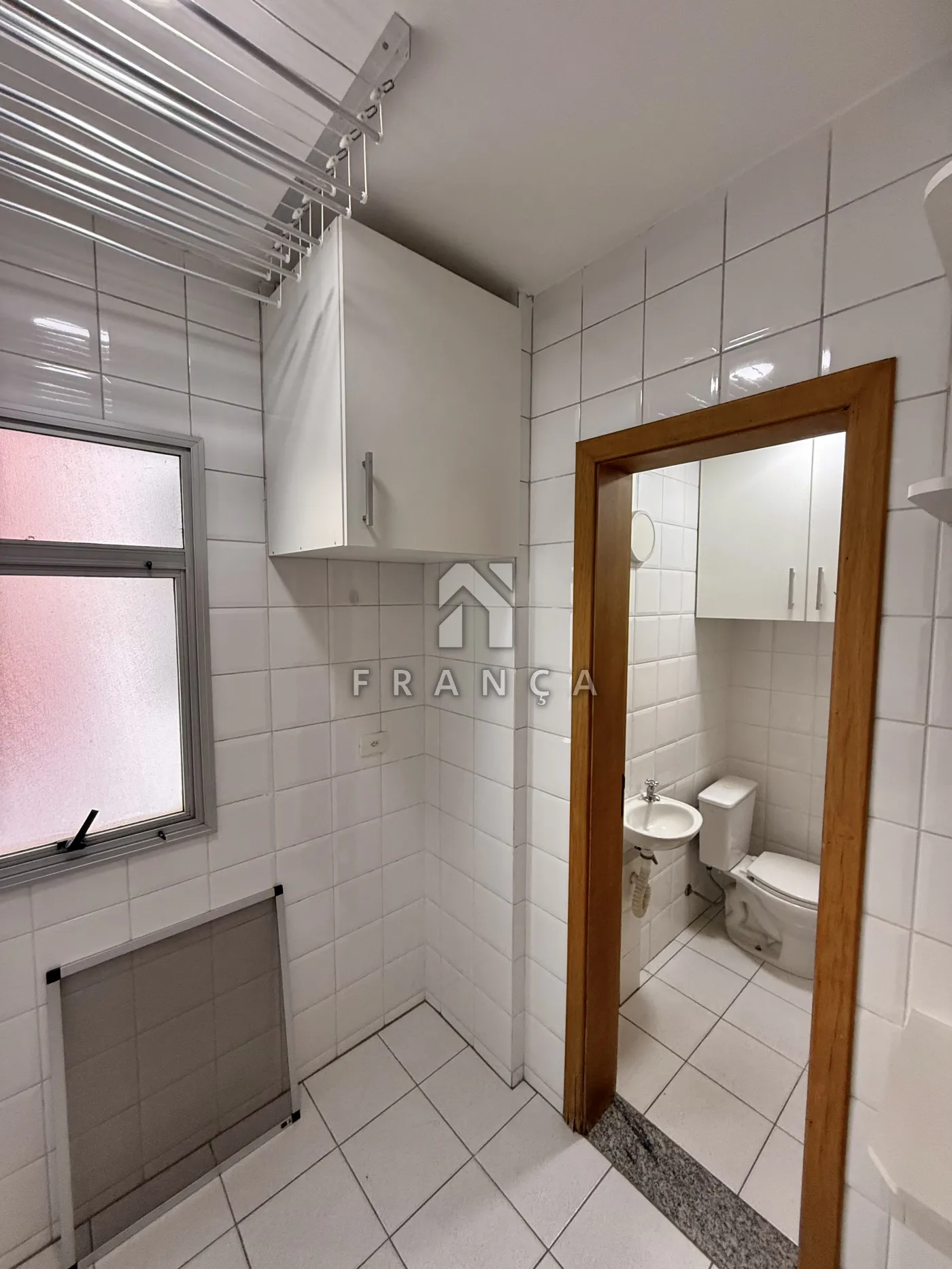 Alugar Apartamento / Padrão em São José dos Campos R$ 3.400,00 - Foto 9
