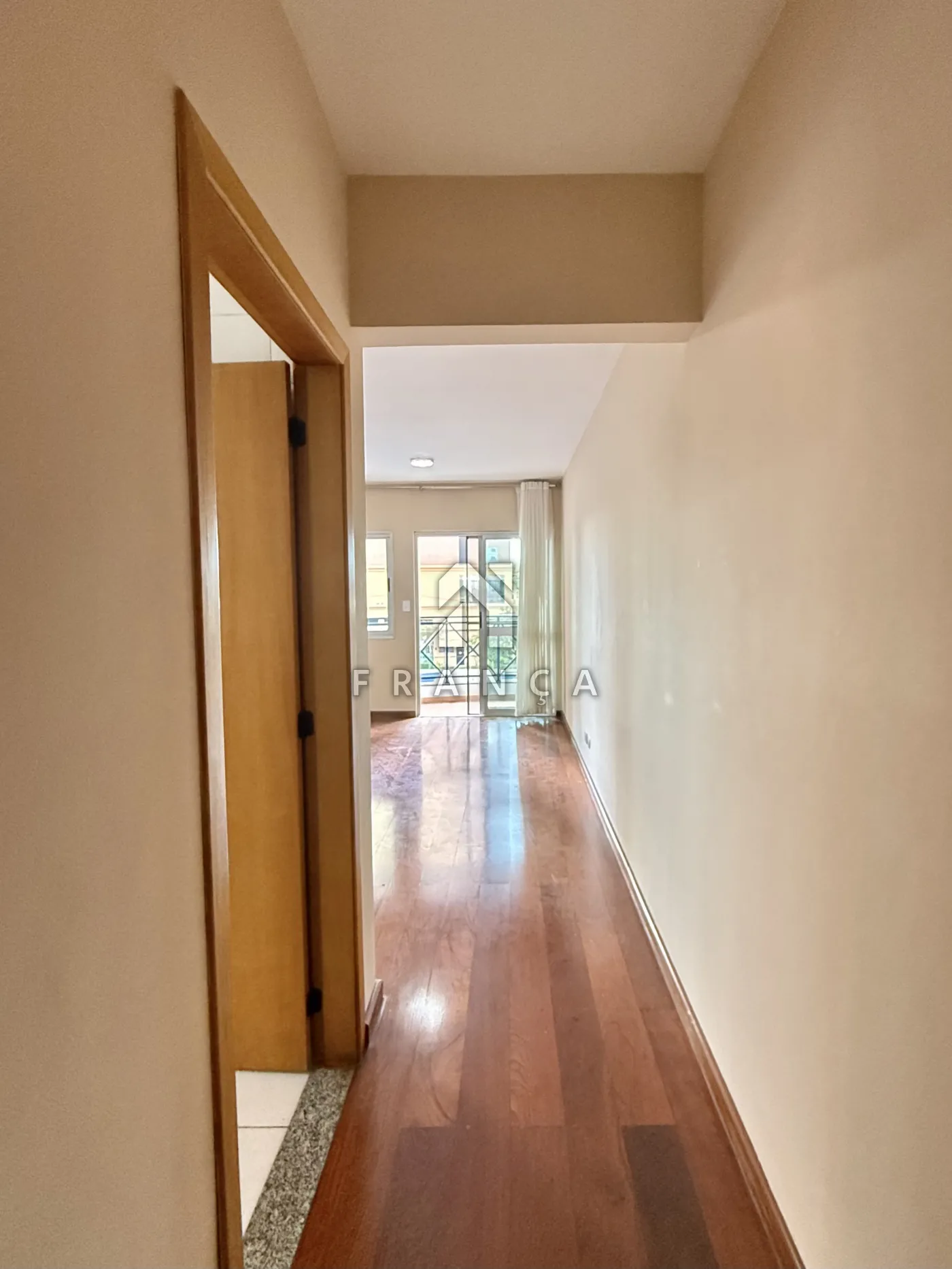 Alugar Apartamento / Padrão em São José dos Campos R$ 3.400,00 - Foto 11
