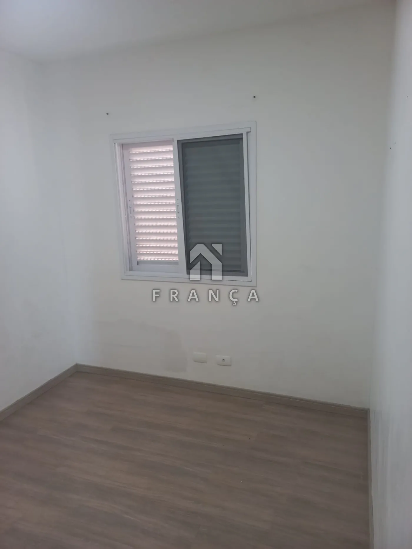 Alugar Apartamento / Padrão em Jacareí R$ 2.000,00 - Foto 8