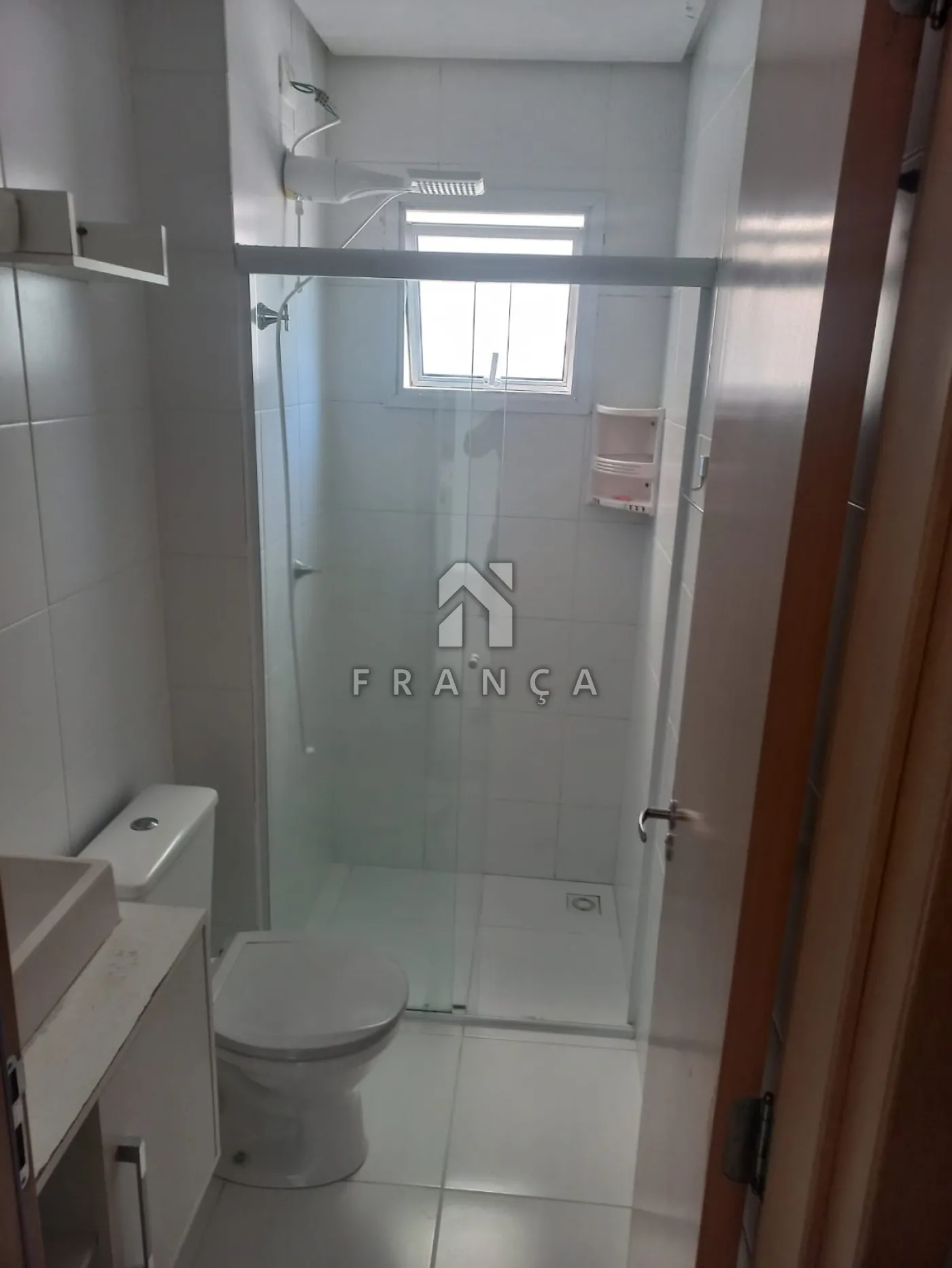 Alugar Apartamento / Padrão em Jacareí R$ 2.000,00 - Foto 11