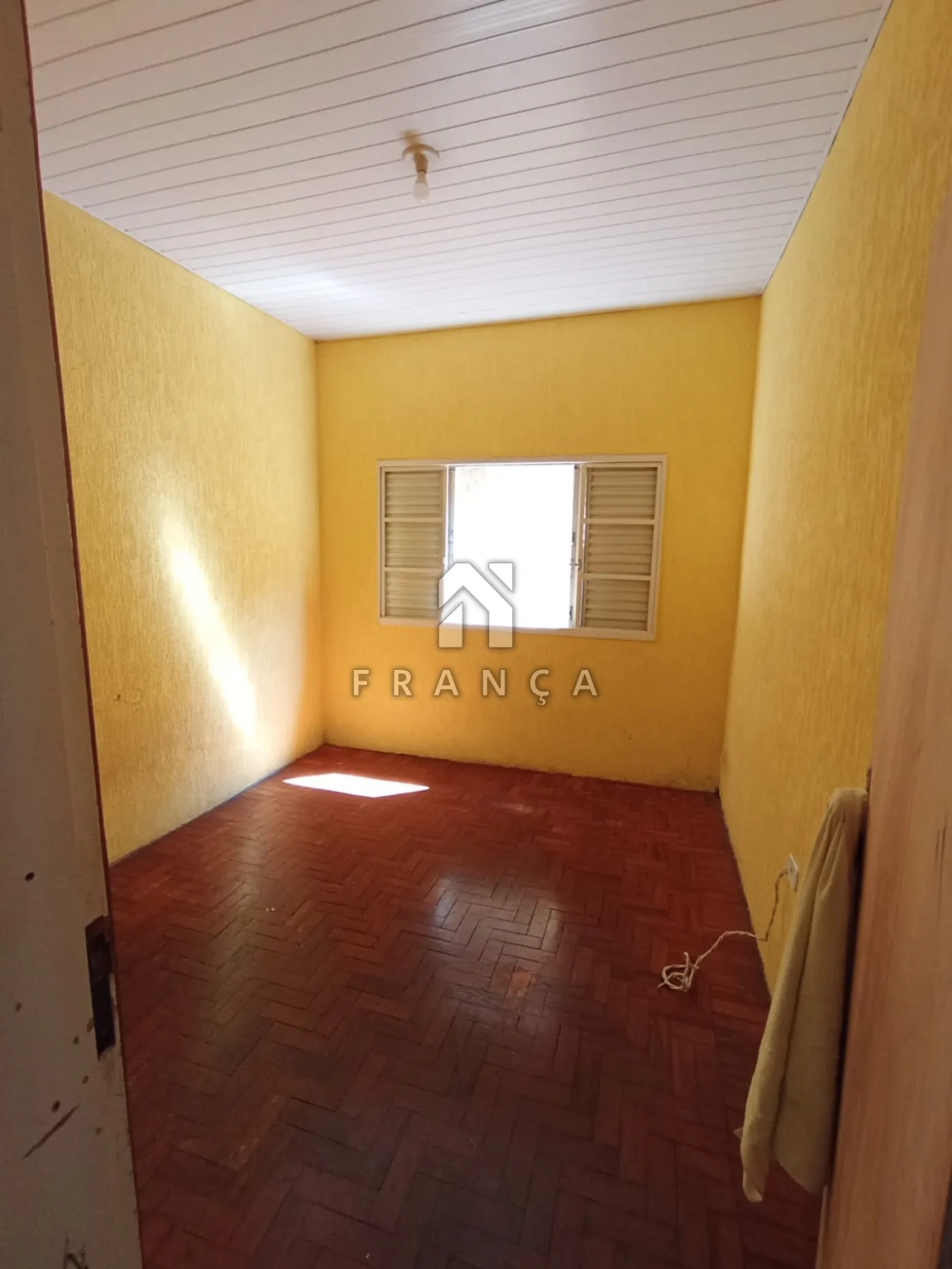 Alugar Casa / Padrão em Jacareí R$ 2.500,00 - Foto 8