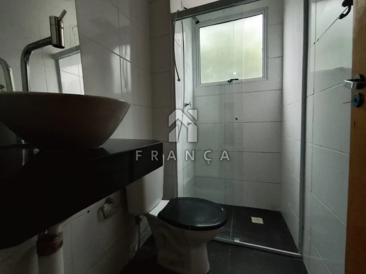 Alugar Apartamento / Padrão em Jacareí R$ 1.100,00 - Foto 11