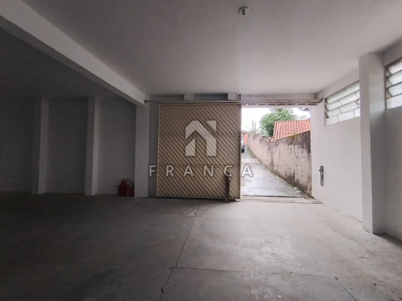 Alugar Comercial / Galpão em Jacareí R$ 4.000,00 - Foto 12