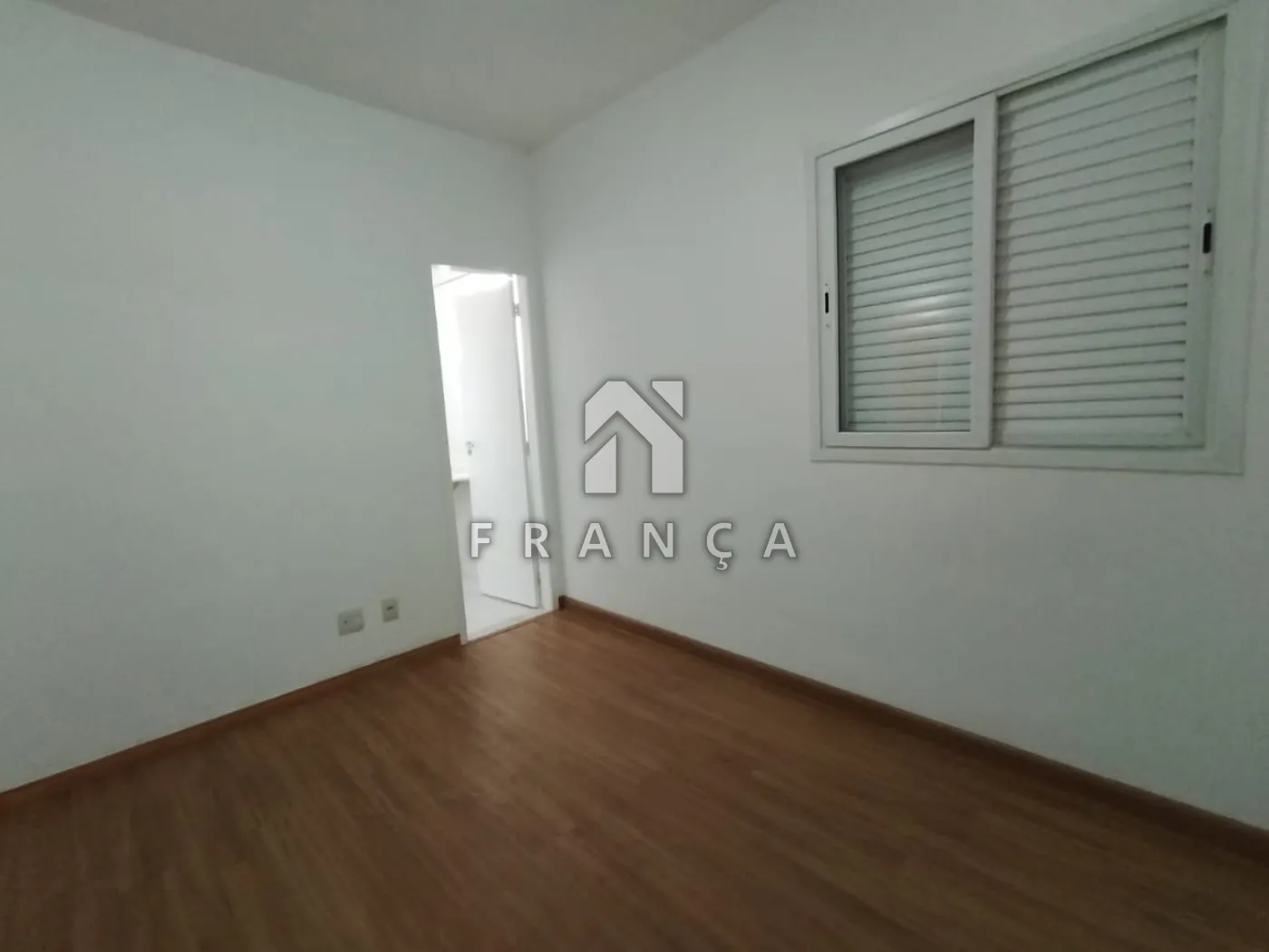 Alugar Casa / Condomínio em Jacareí R$ 3.300,00 - Foto 15