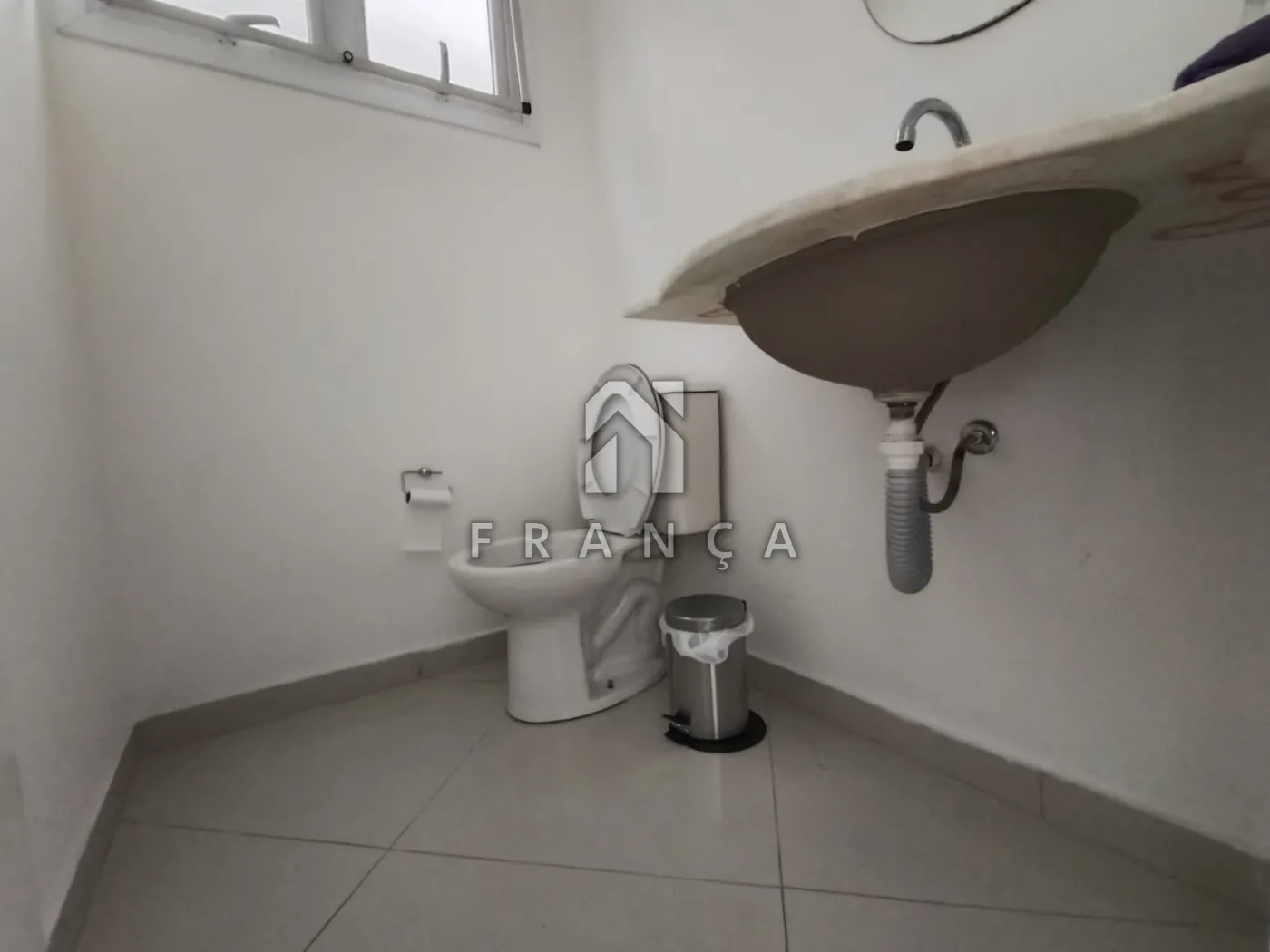 Alugar Casa / Condomínio em Jacareí R$ 3.300,00 - Foto 18