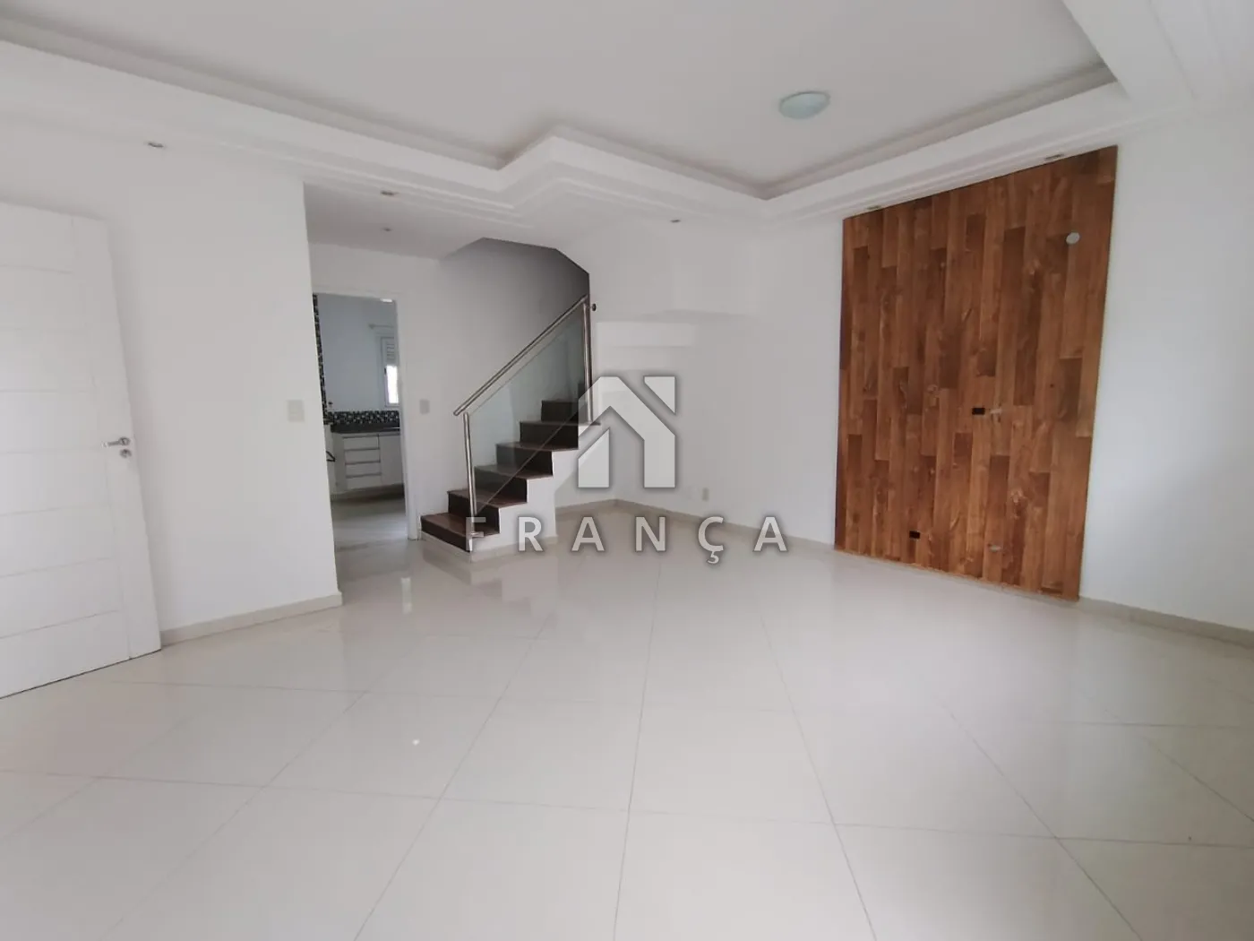 Alugar Casa / Condomínio em Jacareí R$ 3.300,00 - Foto 8