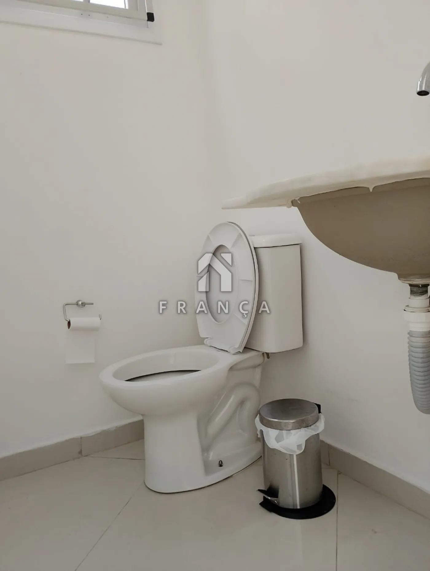 Alugar Casa / Condomínio em Jacareí R$ 3.300,00 - Foto 23