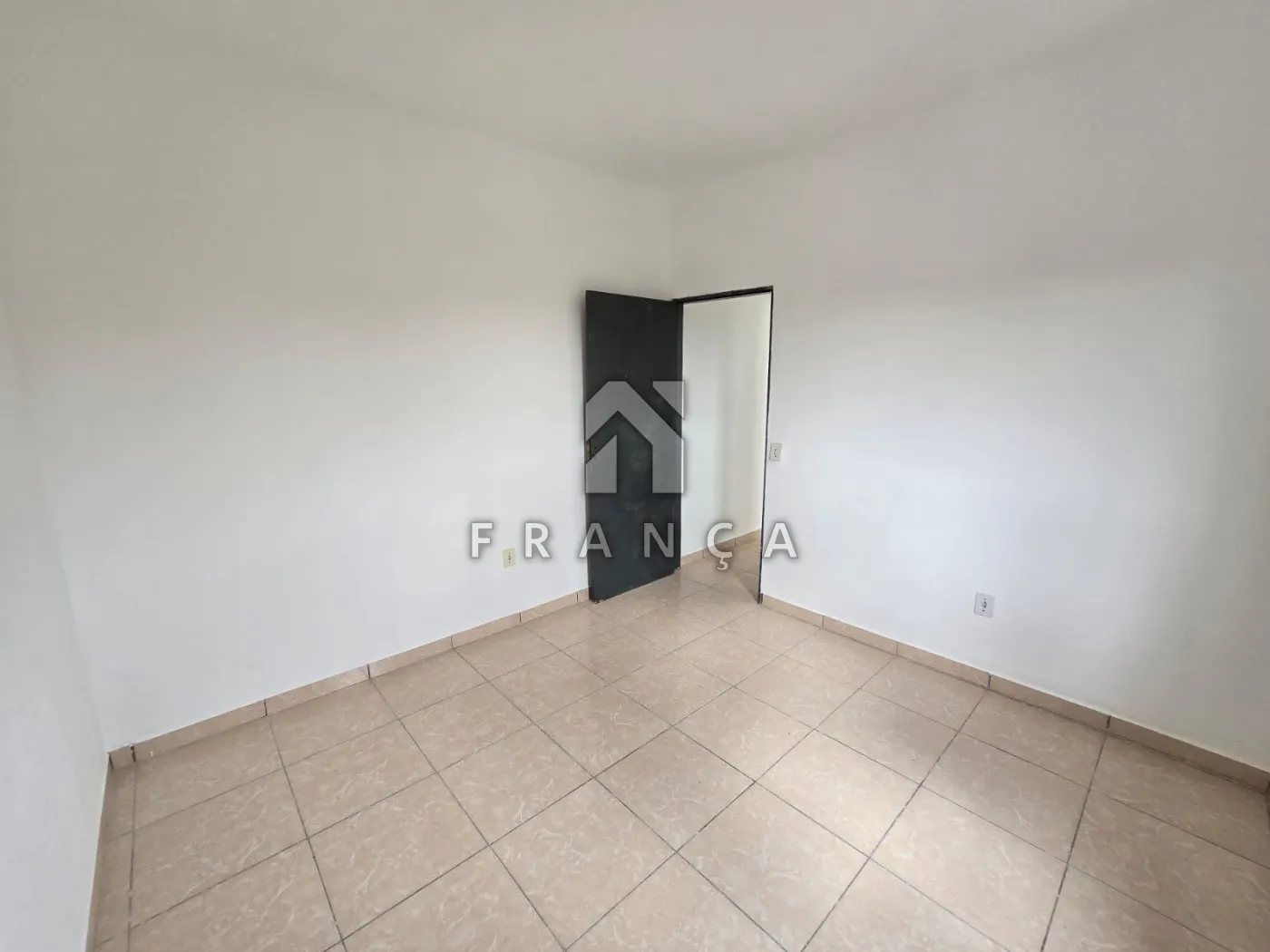 Comprar Casa / Padrão em Jacareí R$ 250.000,00 - Foto 10