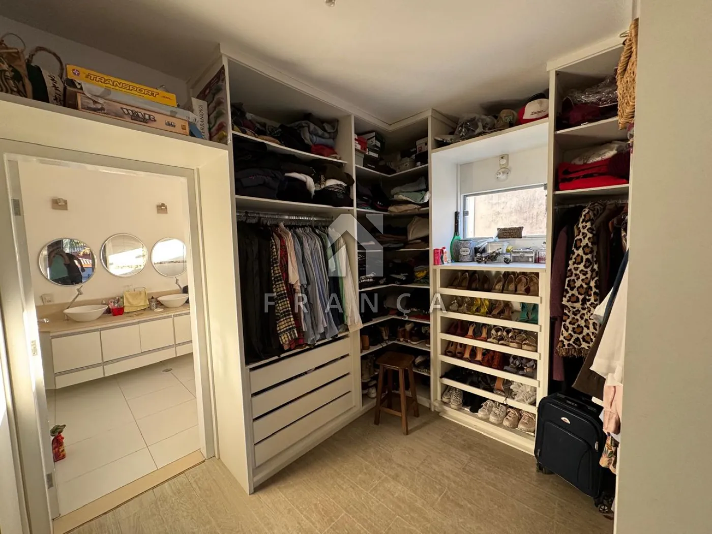 Alugar Casa / Condomínio em Jacareí R$ 9.000,00 - Foto 18