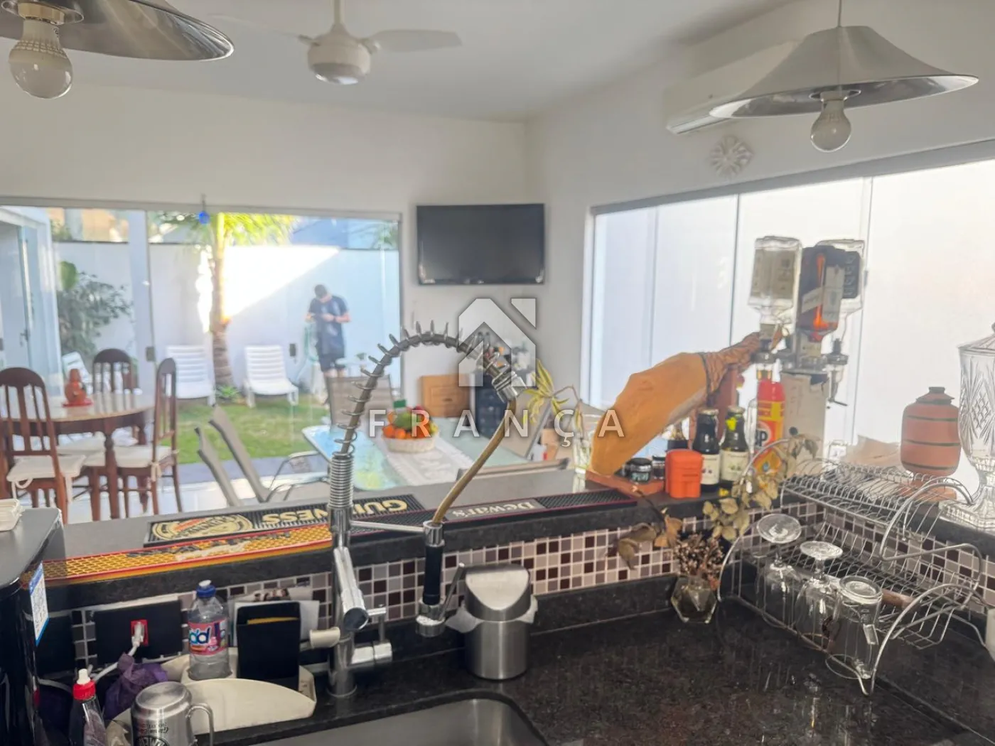 Alugar Casa / Condomínio em Jacareí R$ 9.000,00 - Foto 11