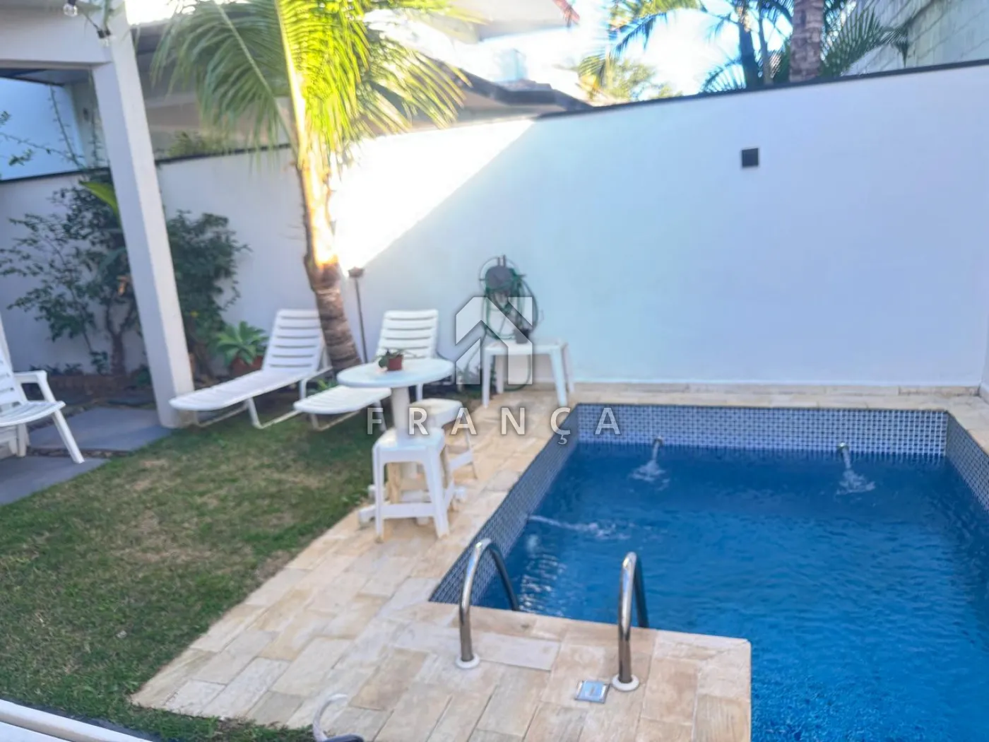 Alugar Casa / Condomínio em Jacareí R$ 9.000,00 - Foto 39