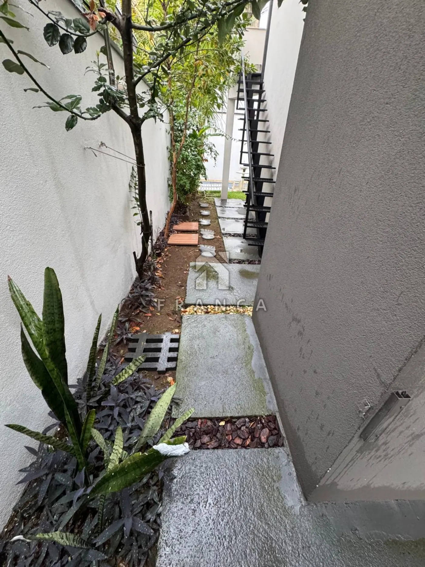 Alugar Casa / Condomínio em Jacareí R$ 9.000,00 - Foto 33