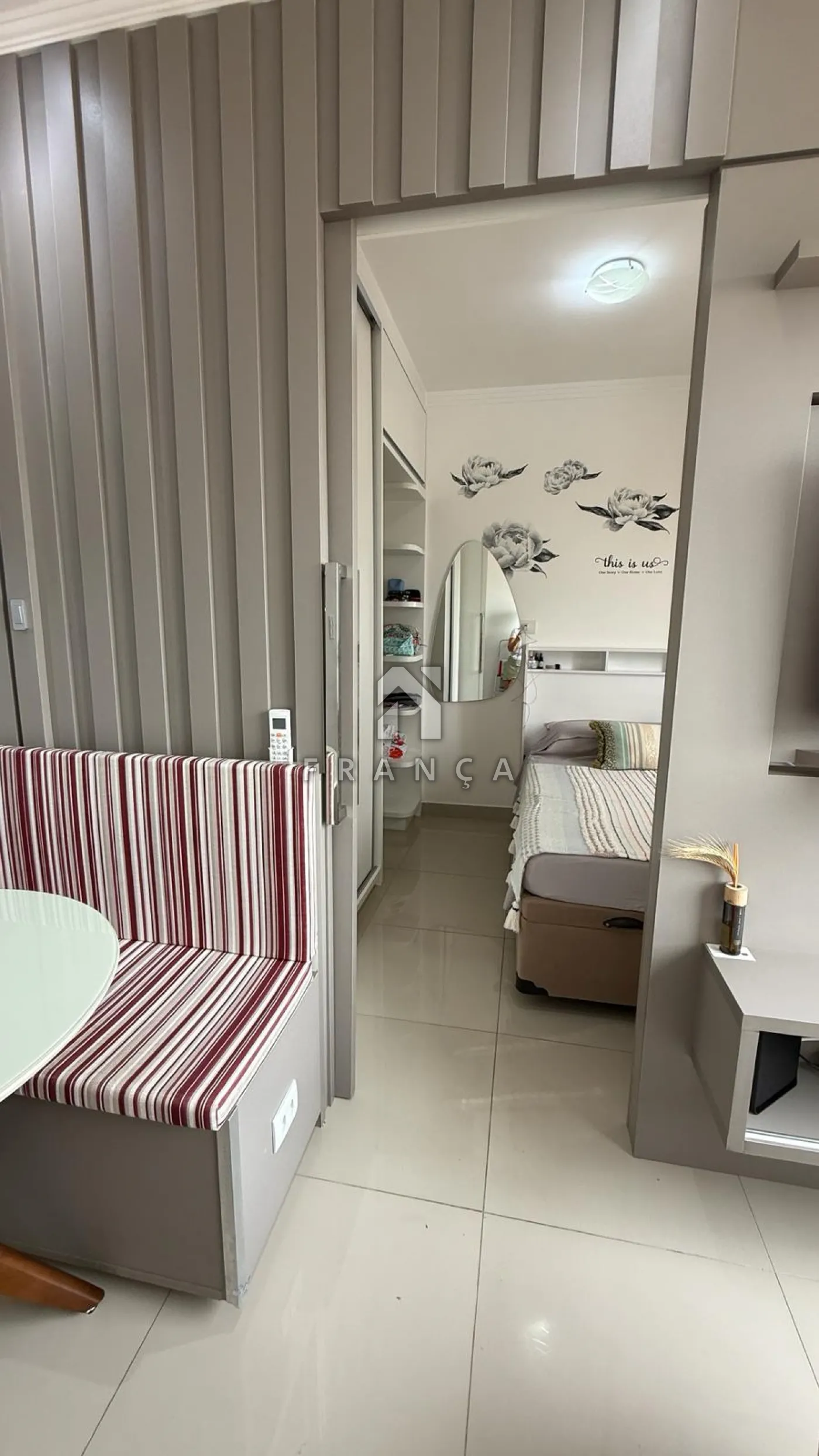 Alugar Casa / Kitnet em Jacareí R$ 1.600,00 - Foto 11