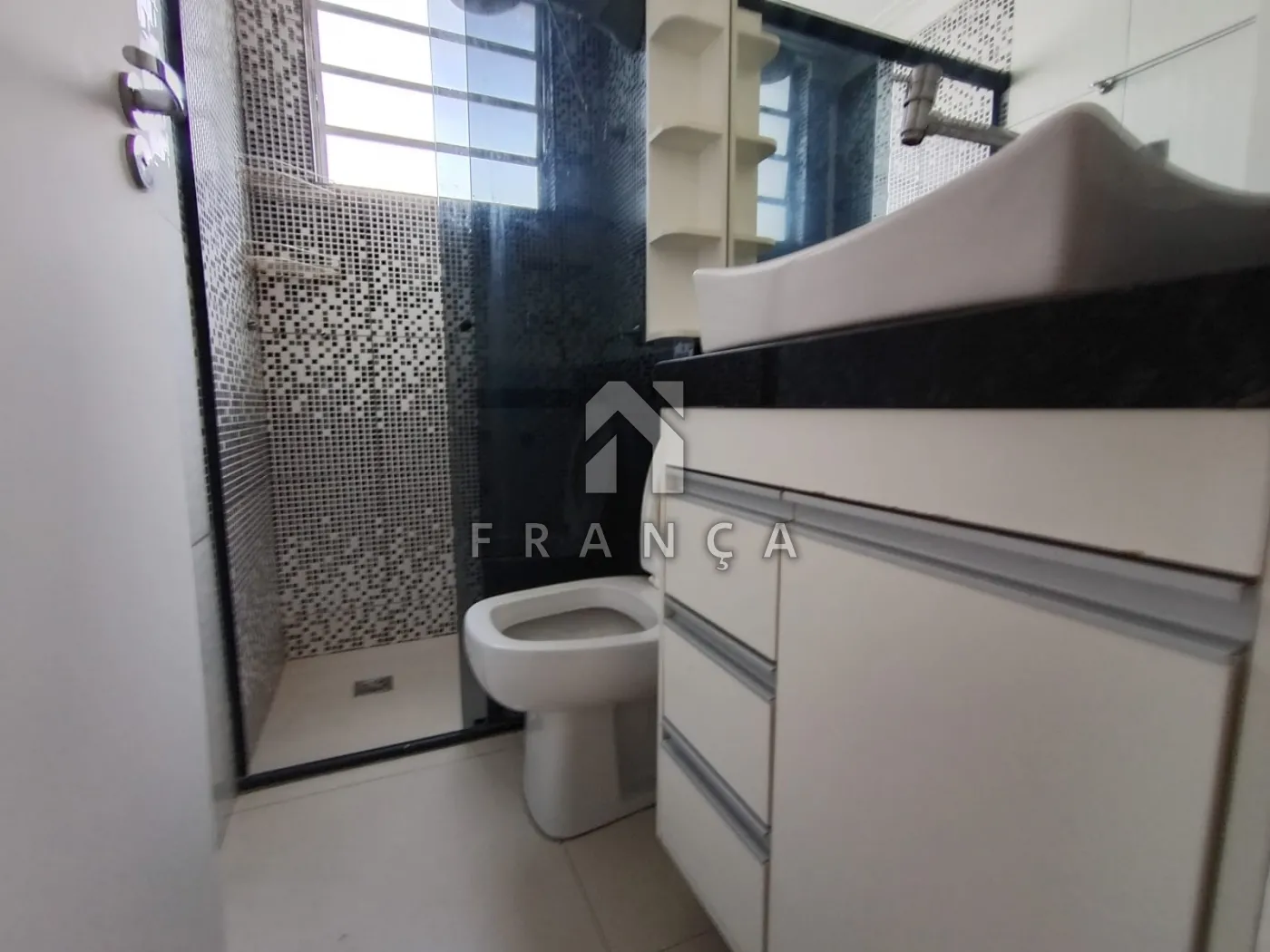 Alugar Apartamento / Padrão em Jacareí R$ 1.900,00 - Foto 15