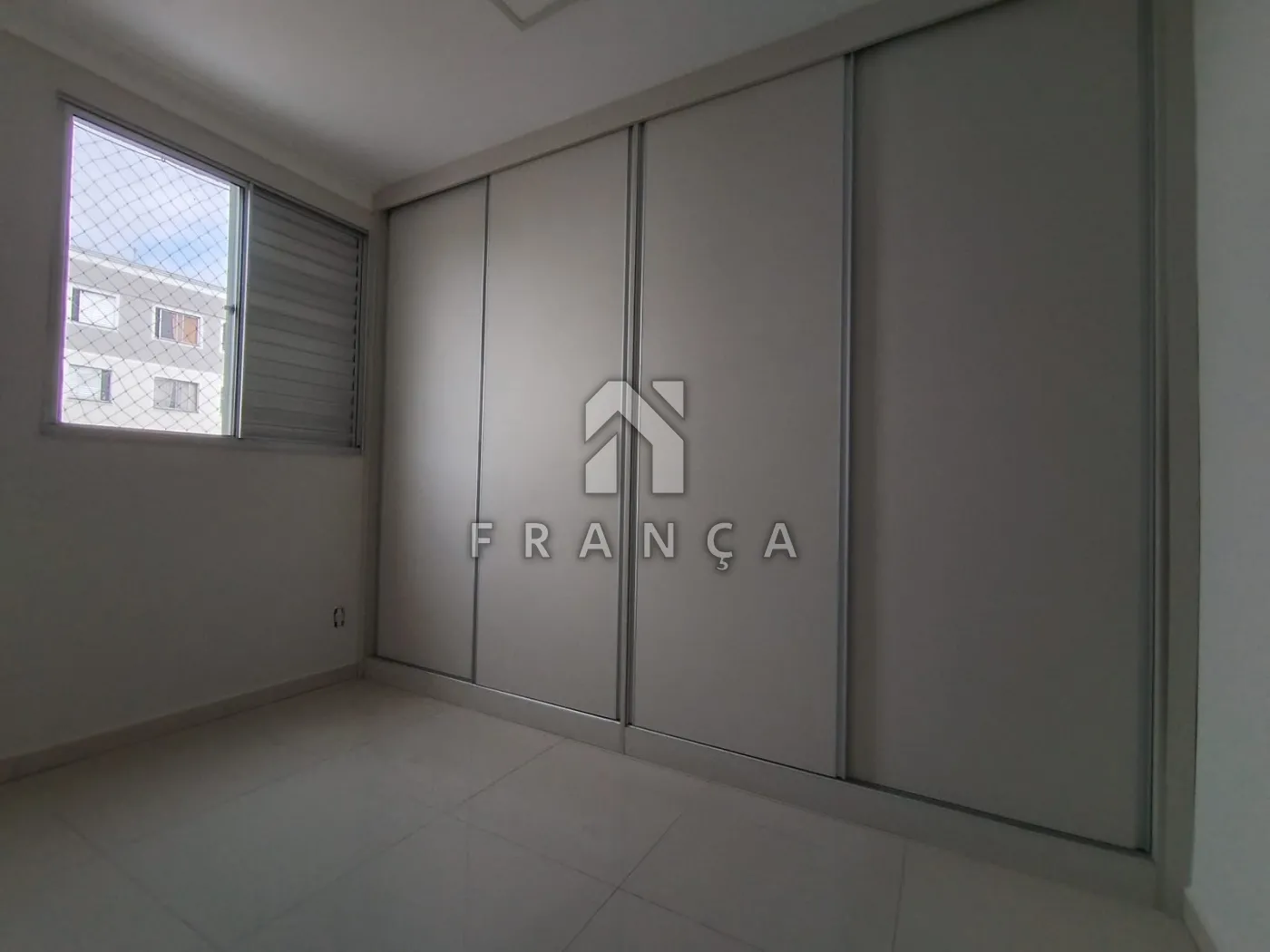 Alugar Apartamento / Padrão em Jacareí R$ 1.900,00 - Foto 10