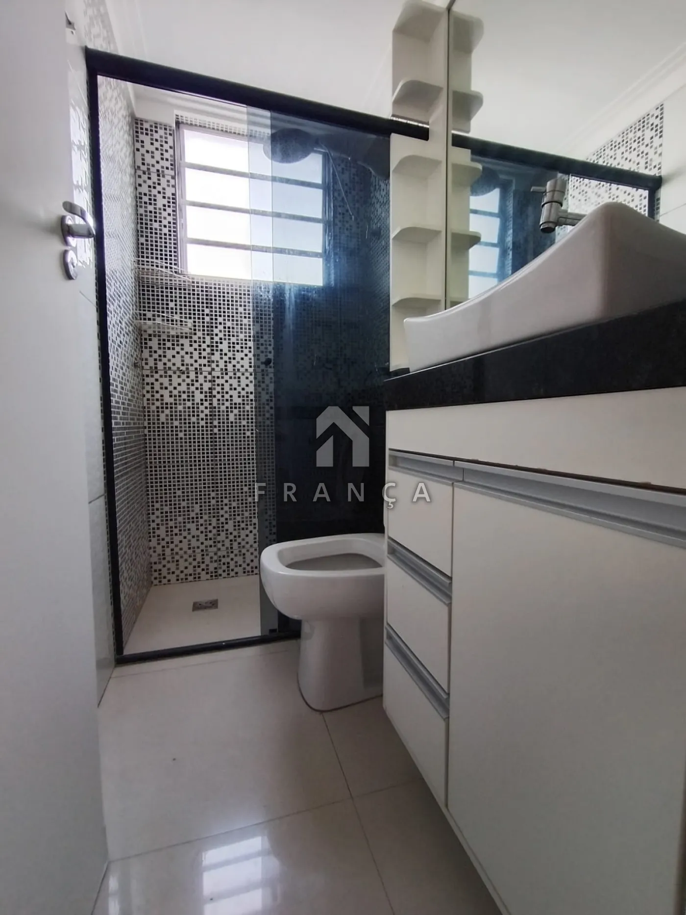 Alugar Apartamento / Padrão em Jacareí R$ 1.900,00 - Foto 16