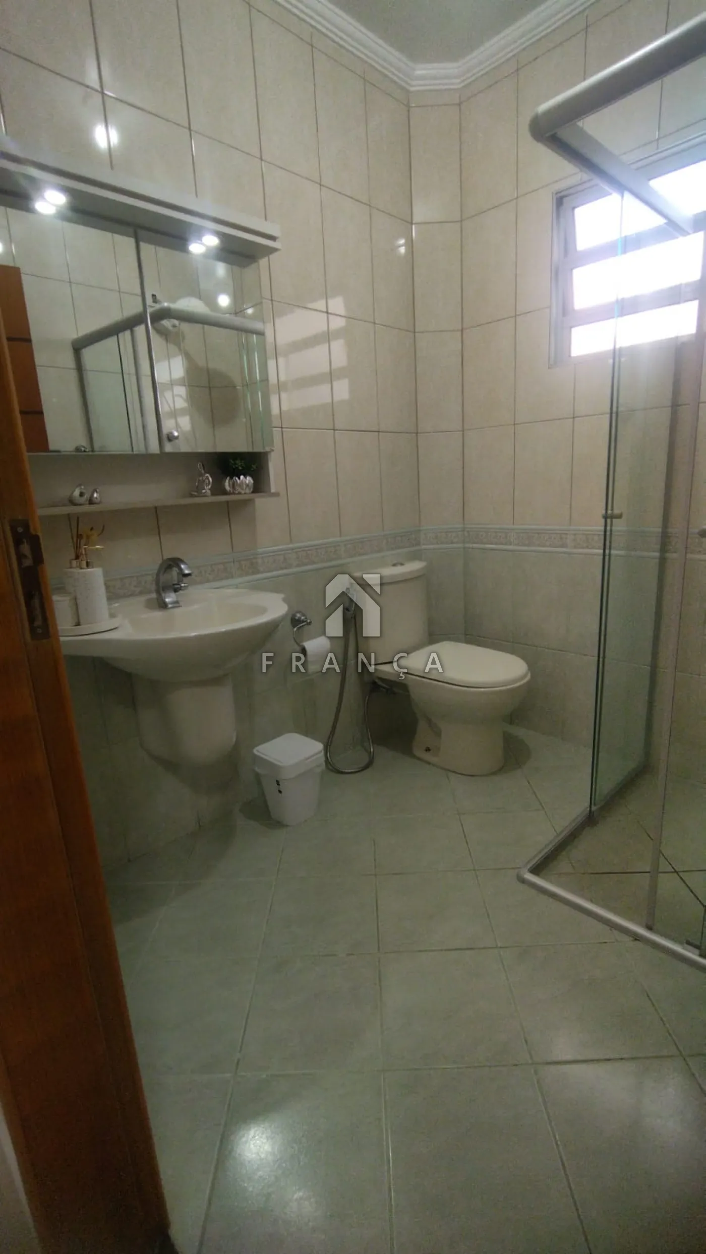 Comprar Casa / Padrão em Jacareí R$ 750.000,00 - Foto 17