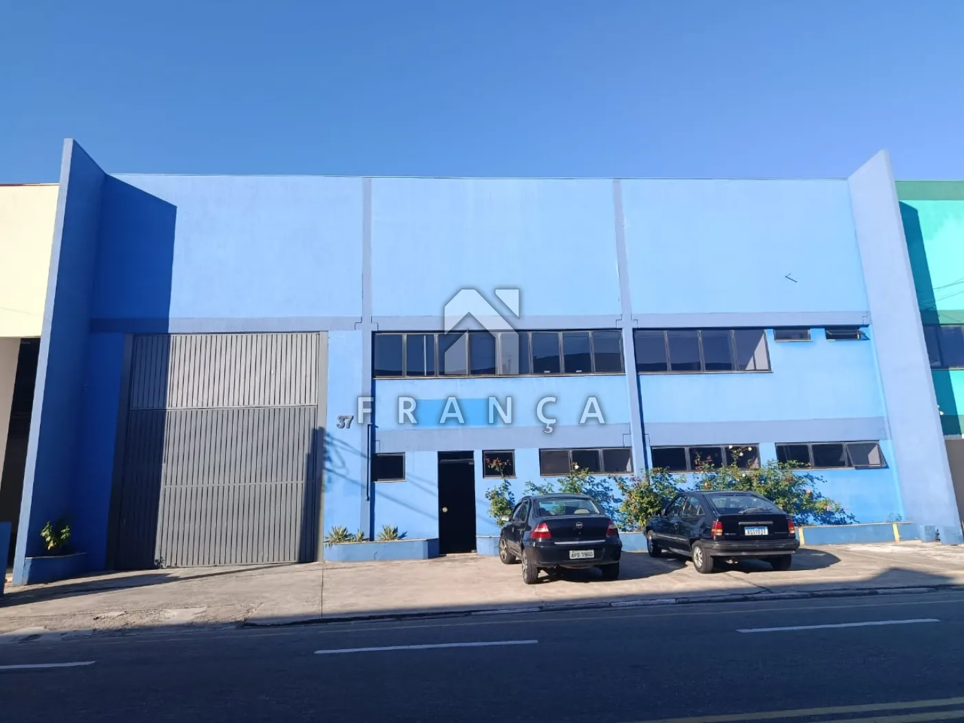 Alugar Comercial / Galpão em Condomínio em Jacareí R$ 16.000,00 - Foto 1
