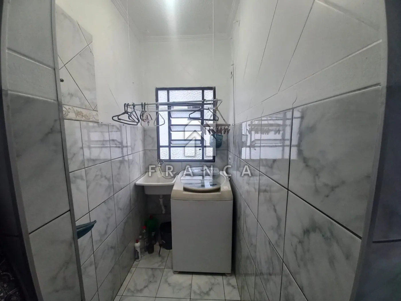 Alugar Apartamento / Padrão em Jacareí R$ 600,00 - Foto 8