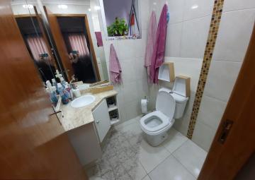Alugar Apartamento / Padrão em Jacareí R$ 1.150,00 - Foto 11