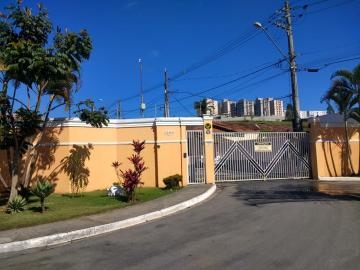 Alugar Casa / Condomínio em Jacareí. apenas R$ 280.000,00