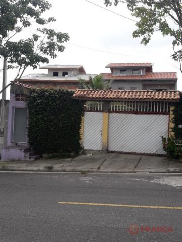 Alugar Casa / Padrão em Jacareí. apenas R$ 500.000,00