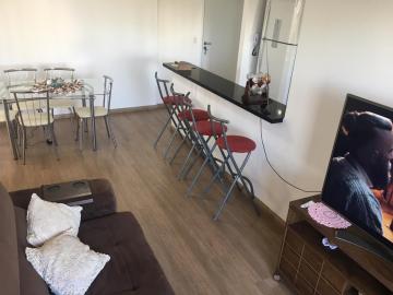 Alugar Apartamento / Padrão em São José dos Campos. apenas R$ 1.100,00