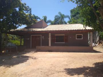 Alugar Rural / Chácara em Jacareí. apenas R$ 2.600,00