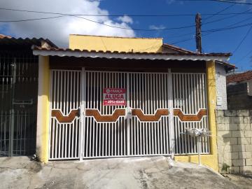 Alugar Casa / Padrão em Jacareí. apenas R$ 900,00