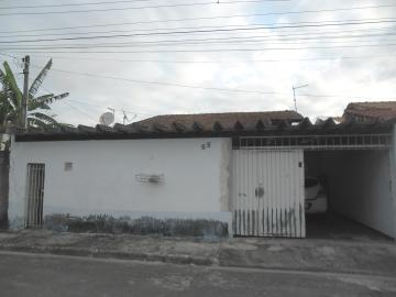 Alugar Casa / Padrão em Jacareí. apenas R$ 310.000,00