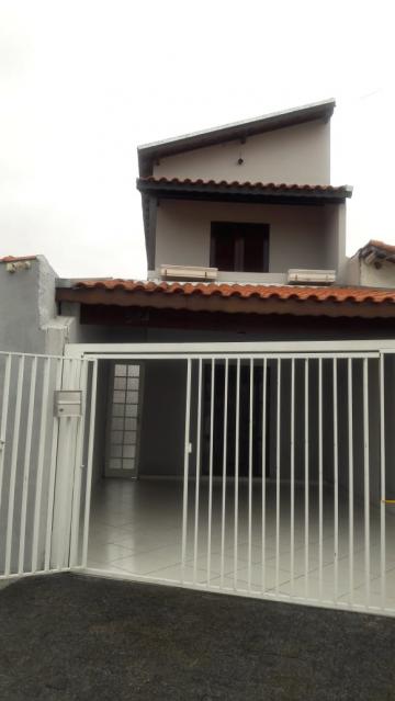 Alugar Casa / Padrão em Jacareí. apenas R$ 445.200,00