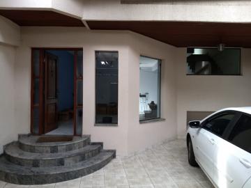 Alugar Casa / Padrão em Jacareí. apenas R$ 4.300,00