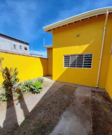 Alugar Casa / Padrão em Jacareí. apenas R$ 1.340,00