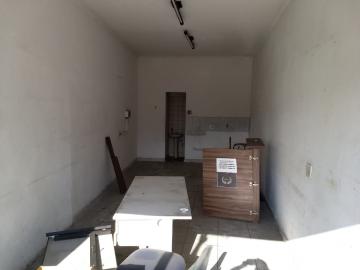 Alugar Comercial / Ponto Comercial em Jacareí. apenas R$ 1.500,00