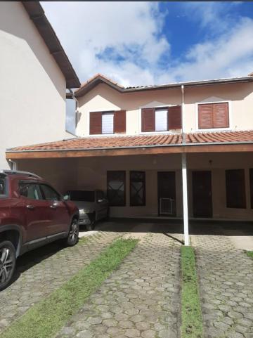 CASA EM CONDOMÍNIO 3 DORMITÓRIOS SENDO 1 SUÍTE BAIRRO JARDIM CALIFÓRNIA JACAREÍ