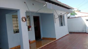 Casa com 3 dormitórios - Parque Santo Antônio - Jacareí
