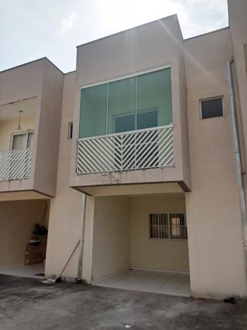 Alugar Casa / Sobrado em Jacareí. apenas R$ 900,00