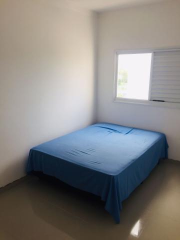 Alugar Apartamento / Padrão em Jacareí R$ 2.500,00 - Foto 8