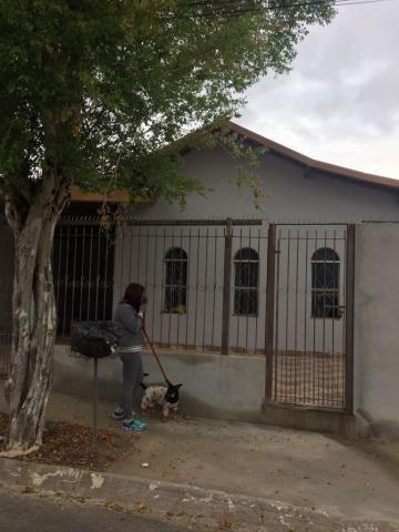 Alugar Casa / Padrão em Jacareí. apenas R$ 1.850,00