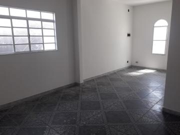 Alugar Casa / Padrão em Jacareí R$ 1.600,00 - Foto 6