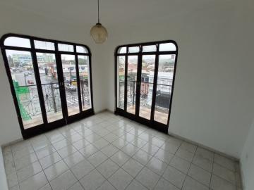 Alugar Apartamento / Padrão em Jacareí. apenas R$ 900,00