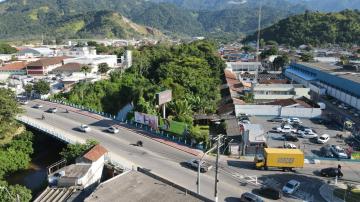 TERRENO COM 11.469,68 M² A VENDA NO CENTRO DE CARAGUATATUBA