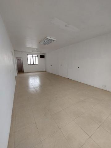 Alugar Comercial / Sala em Condomínio em Jacareí. apenas R$ 450,00