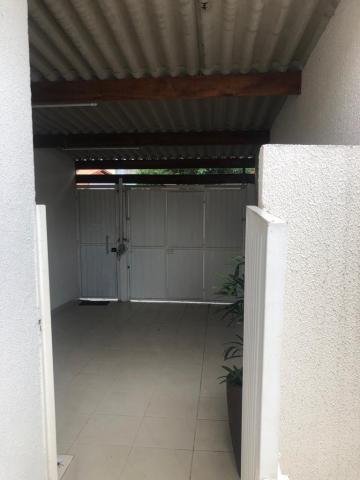 Casa / Padrão em São José dos Campos Alugar por R$1.900,00