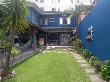 Comprar Casa / Padrão em Jacareí R$ 745.000,00 - Foto 1