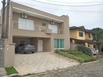 Alugar Casa / Condomínio em Jacareí. apenas R$ 1.400.000,00