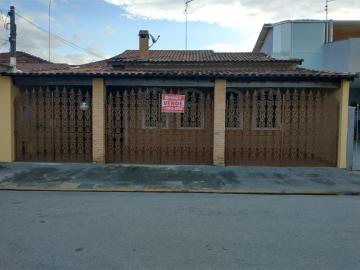 Alugar Casa / Padrão em Jacareí. apenas R$ 2.000,00