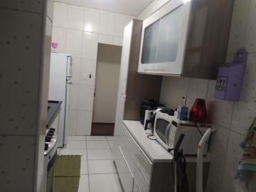 Alugar Apartamento / Padrão em Jacareí R$ 1.000,00 - Foto 14